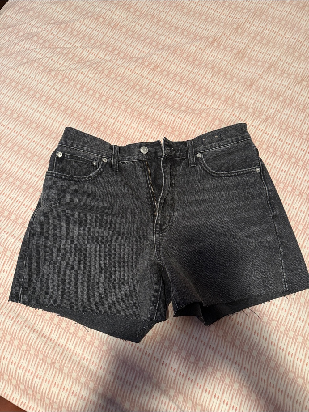 Madewell relaxed black denim short - clean no stains